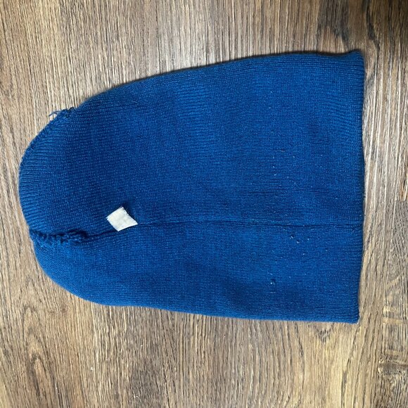 Colorado Avalanche Cuffed Pom Winter Beanie Hat - Like New - Picture 4 of 5